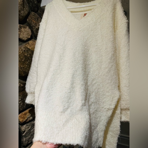 NWOT ANTHROPOLOGIE PILCRO TEDDY V-NECK TUNIC SWEATER. Size XXS. - Picture 12 of 15